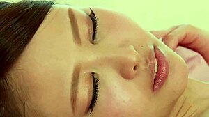 无码亚洲女同湿逼潜水