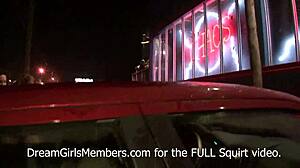 Hey, dün gece kiralık arabamın arka koltuğunda her yere squirting yapan sarışın kulüp hookup'ını gördün mü? Ne vahşi yolculuk!