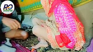 Desi søster tatt på fingring av bror i hindi lyd