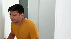 עיניים על הציצים של היילי רוז! מקס ממלא אותה עמוק בדוגיסטייל