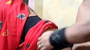 क्यूट इंडियन गर्ल एक्स के साथ चूत चाटते हुए इंटेंस पैशन फील करती