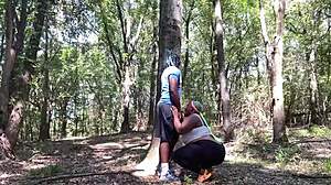 HandsomeDevan findet verlorene große Arsch-BBW und bohrt ihr in den Arsch