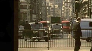 Vintage interracial bisexuell trekant tenner lyst