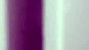 ティーンアマが激しく犯されて激しい指マン。マン、あの顔射フィニッシュよ！