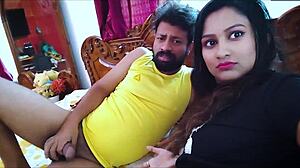 यह इंडियन कपल की इंटेंस सेक्स वाइल्ड है!