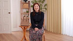 Prvič petdesetletna gospodinja Minori Oohira v surovem dejanju