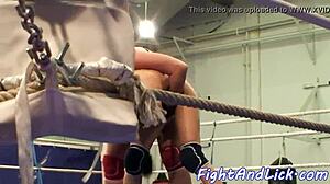 लेस्बियन डोमिना प्रिटी बेब को फियर्स रेसलिंग मैच में पिन करती है