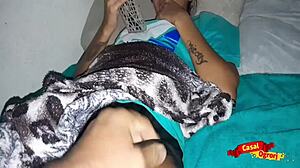 उमा क्यूट स्टेपडॉटर स्टेपडैड द्वारा बेयरबैक टीन 18+ एक्शन में हारस्ड, स्किनी बॉडी के साथ