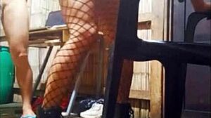 Nautiiko vaimoni nussimisesta suurinta kundi ympärillä?