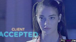 एमिली विलिस ओल्ड क्रीपी स्टीव होम्स के लंड को लेती है