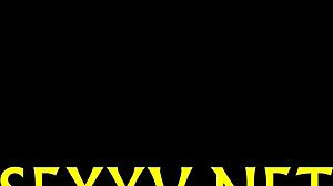 Jeg er besat af at behandle denne teen 18+ fisse rigtigt hver gang