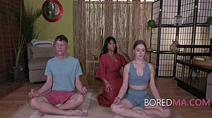 שימוש חופשי בקאלט שלישייה עם אמבר סנואו ולני גרי