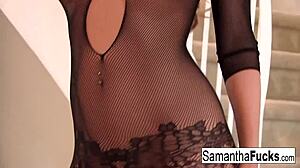 samantha teases her amazing big tits solo 🔥💋