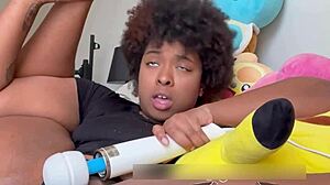 your stepsis flashes wet pussy while watching you mow the lawn