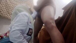 indonesian college girl sucks cock till he cums in mouth 💦😋