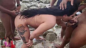 Na praia do abricó rj casada fode com desconhecidos em meio as pedras e ainda diz que carioca é tudo brox... ugh so hot watching her