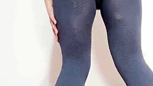  mira esa vagina marcada en leggings madrastra latina se masturba rico para hijastro