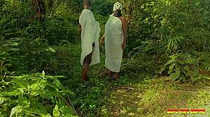 ex girlfriend spreads wide for outdoor bush pounding by massive cock