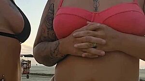 Procurando macho na praia pra socar bem gostoso no nosso cu - achamos um virgem pra milf!