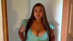 colombian bbw latina bodybuilder couple homemade submissive curvy muscle legs big tits fitness sex