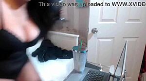 Oily Maxine X Vibes Clit And Squirts Big Boobs In Solo Play