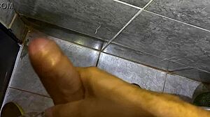 hey cuck hubby, love watching you stroke that sneaky load 😏🔥