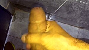 hey cuck hubby, love watching you stroke that sneaky load 😏🔥