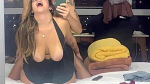 Ela begs for creampie in her spacious vagina, inseminated like a whore