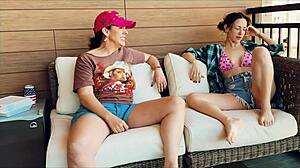 whoa, redneck stepfamily lesbian taboo with big clit and hilarious story?!
