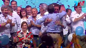 nada de porno solo macri bailando clasico argentinos