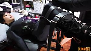 dominafire makes salome salvi squirt hard with strapon