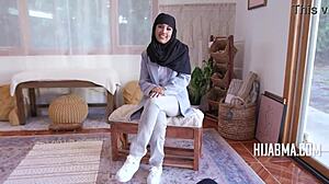 arab milf discovers new slutty passion while riding in hijab