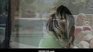 Lesbian Scene Shows Craving For Pussy Licking