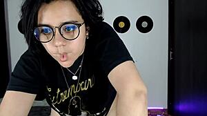 hot girl teasing and dancing on cam
