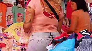 Culazo in tight jeans shows off curves