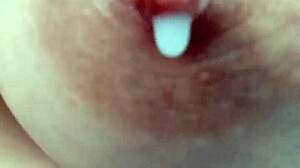 milf italiana pulls out her hard nipple full of hot milk