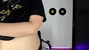 hot girl teasing and dancing on cam