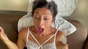 Latina Woman In Homemade Rough Session Covers Herself Completely