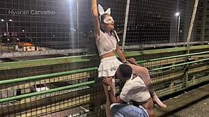 fodi a safada em plena avenida em movimento e quase fomos pegos
