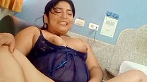 Miren A Esta Hotwife Como Se Masturba Y Se Corre A Chorros