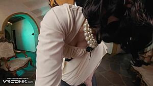 Vr conk lady dimitrescu masturbates in cosplay