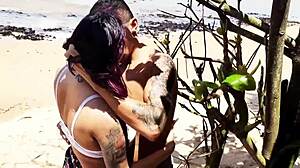 foda na areia with big cock outdoors