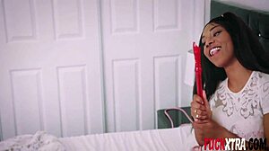 Sizi sev in ebony stepsister on skin flute
