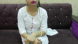 indian desi fuddi check karo jara desi indian porn range hath pakda chut ka lalch dekar aapni gand marwai