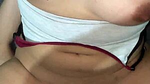 trio casero con jovencita latina doble penetracion