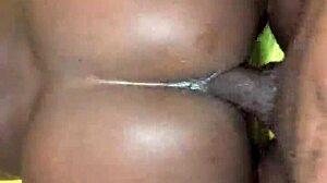 femme ebene africaine avec gros cul aime levrette pov