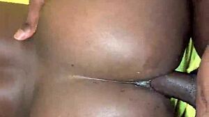 femme ebene africaine avec gros cul aime levrette pov