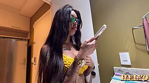 a funkeira came to collect debt and got thick cock
