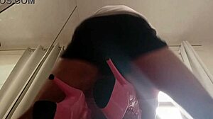 Perfect Assed Milf Gets Fucked Doggystyle With Pussy View