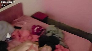 Enteada fofa goza muito dando cuzinho apertado